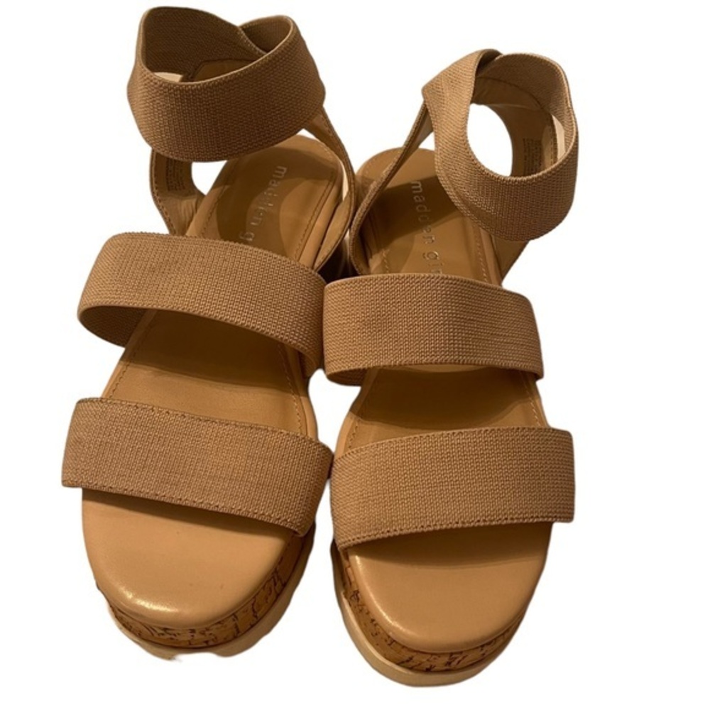 Madden Girl Platform Shoes Tan Strappy size 6M